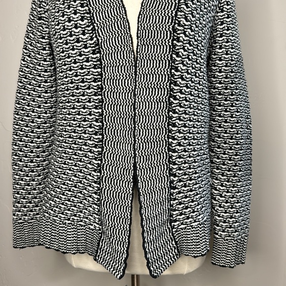 Talbots Chunky Knit Cardigan Open front Size Medium - Picture 4 of 9